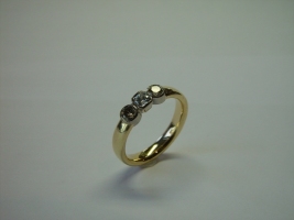 Ring, 750/- Gold, naturfarbene Brillanten, Radiant